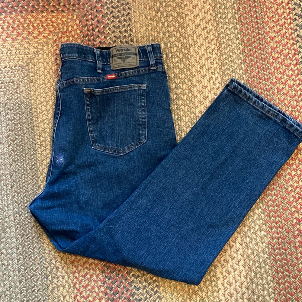 WRANGLER® FIVE STAR PREMIUM PERFORMANCE SERIES REGULAR FIT JEAN IN STONEWASH